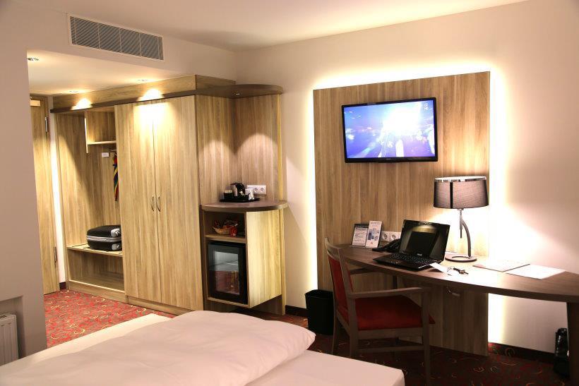 Hotel Alarun Unterschleißheim Quarto foto